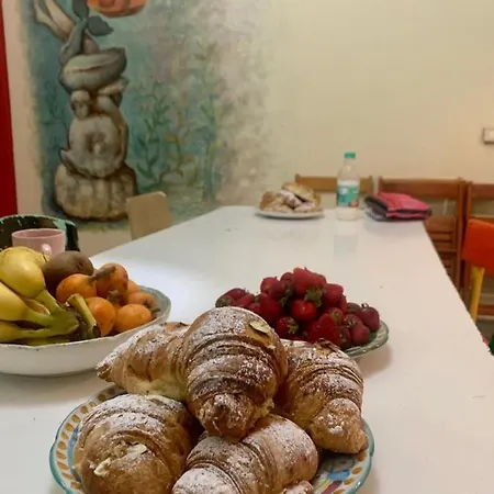 Хостел 6 Small