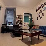 Hostel 6 Small Rooms