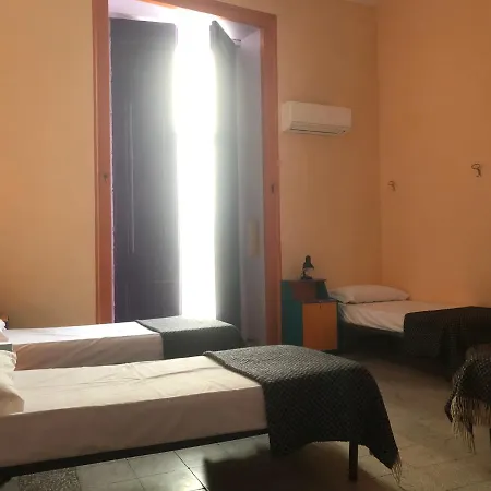6 Small Naples